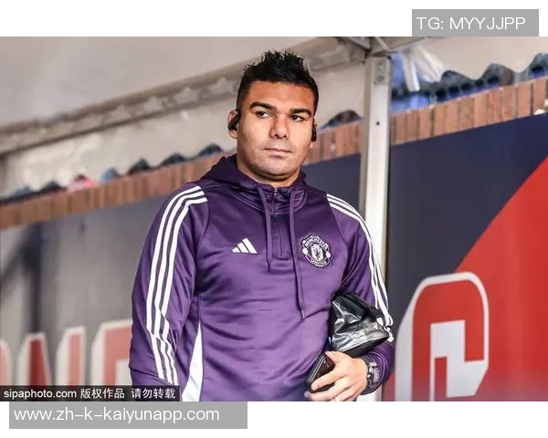 佩雷拉透露离开曼联时故意不与滕哈赫沟通以免被说服留下 佩雷拉透露离开曼联时故意不与滕哈赫沟通以免被说服留下