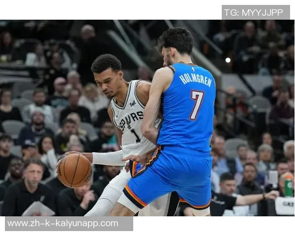 帕金斯直言切特对阵文班表现软弱应该勇敢面对挑战而非逃避 帕金斯直言切特对阵文班表现软弱应该勇敢面对挑战而非逃避